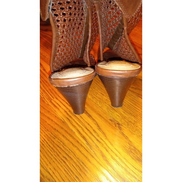 Cato Comfort Brown Woven Peep Toe Open Back Wedge Type Heel Size 7 - Picture 4 of 6
